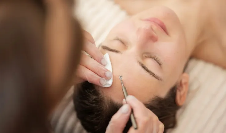 What Is a Deep Pore Cleanse Facial & How Does It Work?